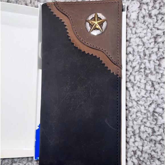 Wallet - Picture 2 of 8